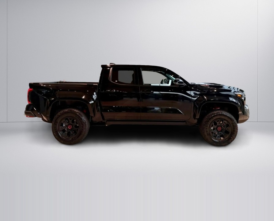 Toyota Tacoma TRD PRO (2)