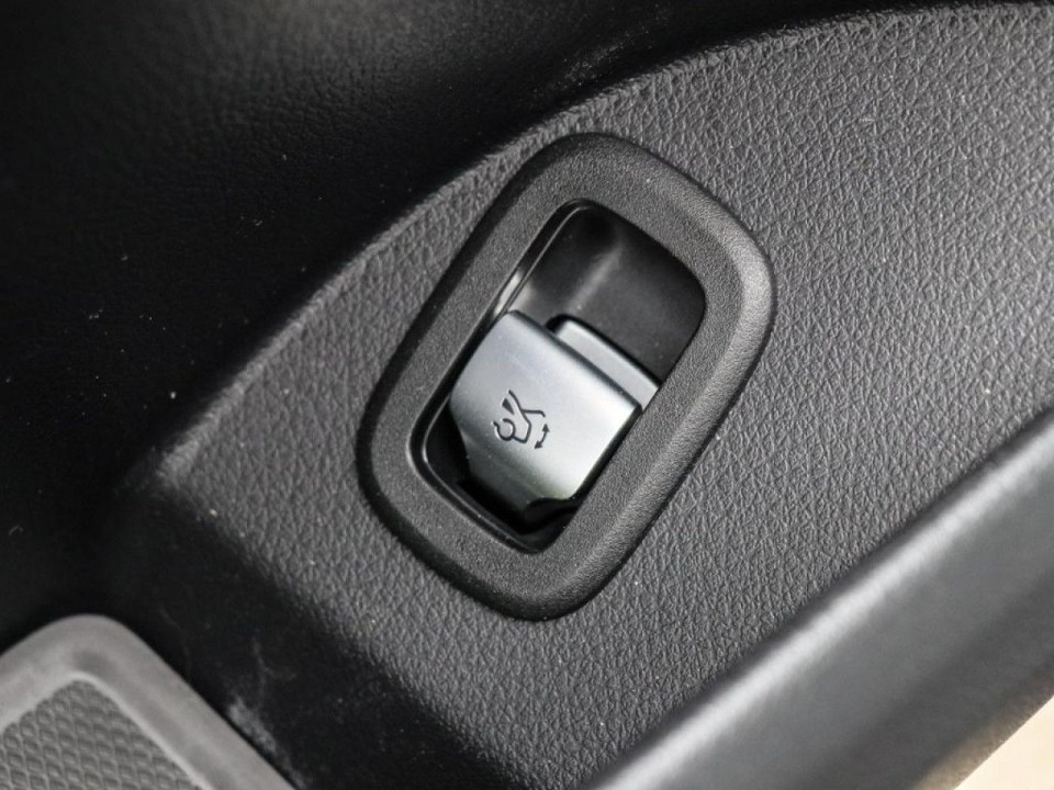 Mercedes-Benz GLC 200d 4MATIC AMG Line - foto 14