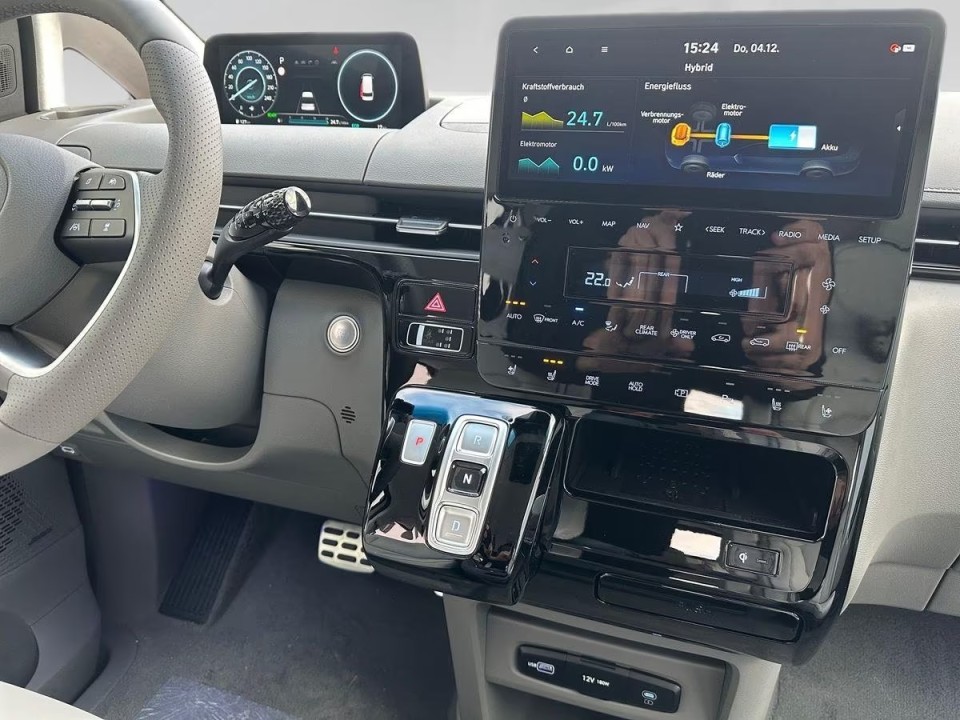 Hyundai Staria Signature HEV - foto 14