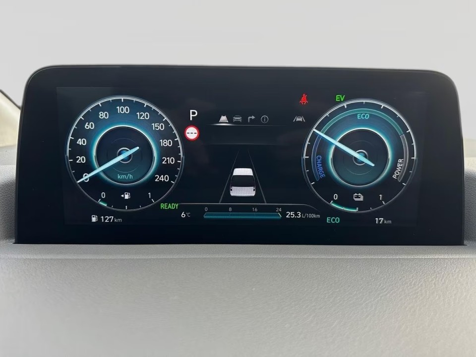 Hyundai Staria Signature HEV - foto 15