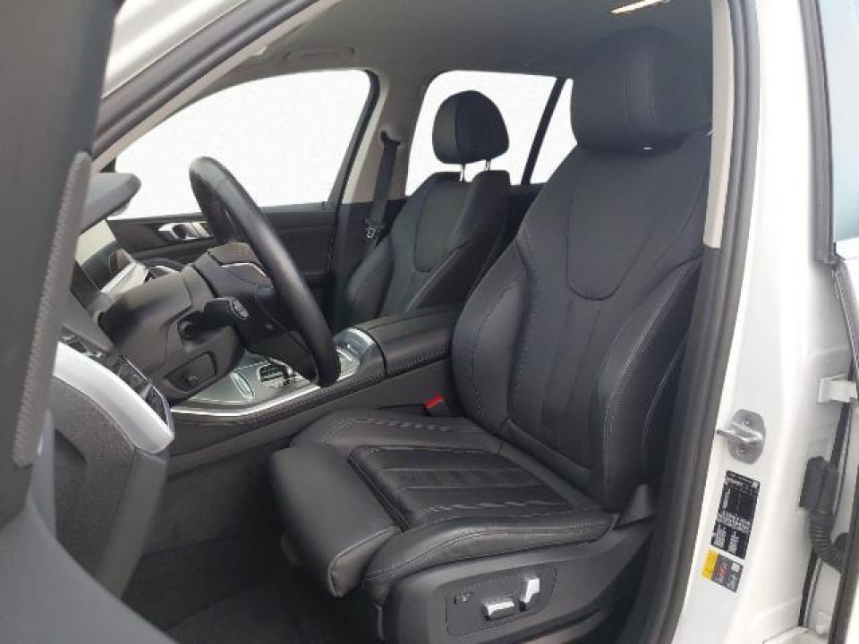 BMW X5 xDrive45e xLine (5)