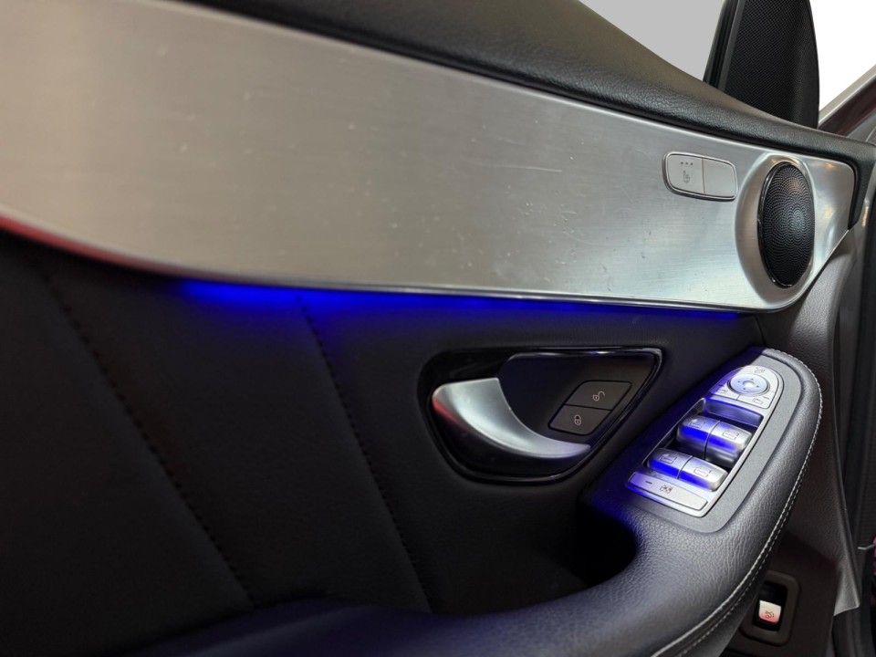 Mercedes-Benz GLC Coupé 300 4MATIC AMG Line - foto 24