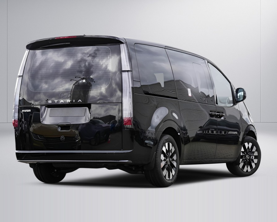 Hyundai Staria Signature HEV (2)