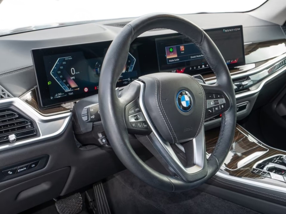 BMW X5 xDrive50e - foto 6