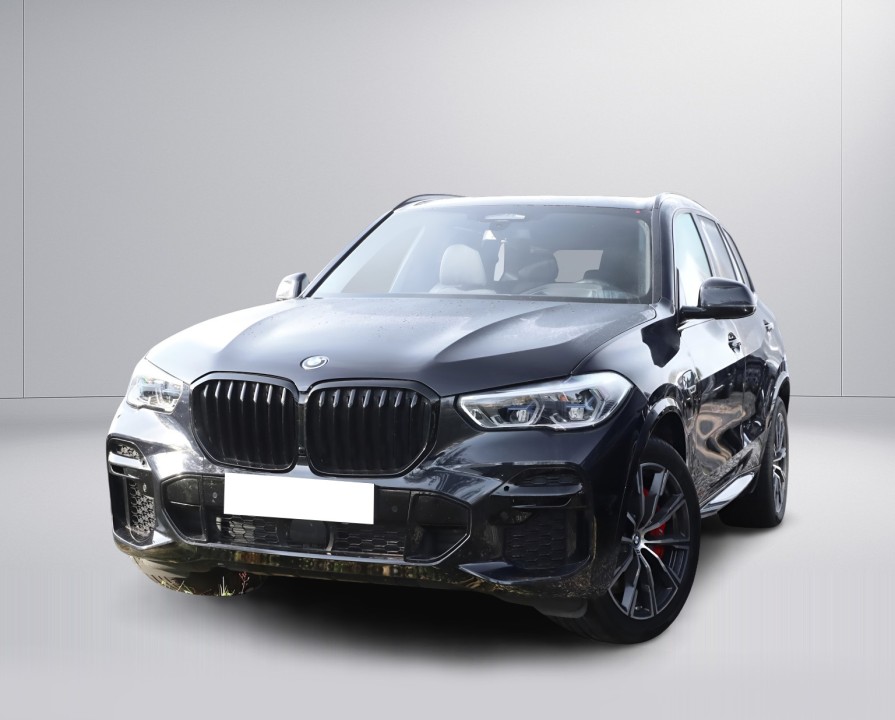 BMW X5 xDrive45e M-Sport (2)