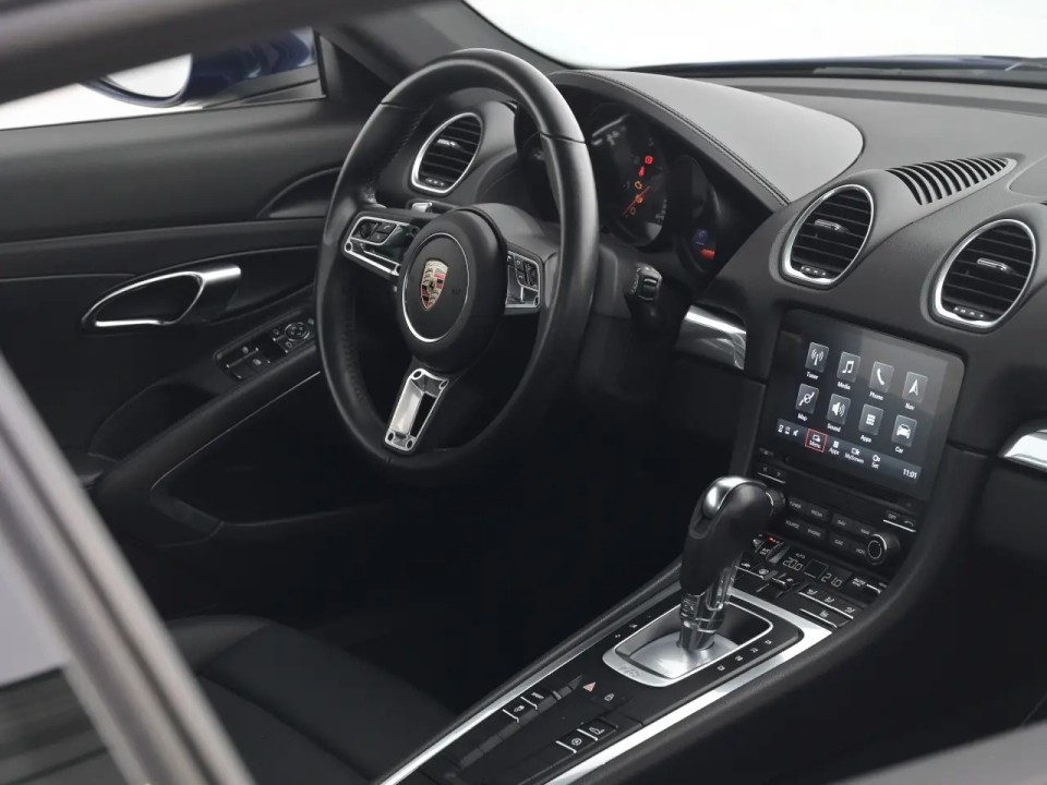 Porsche 718 Cayman - foto 8