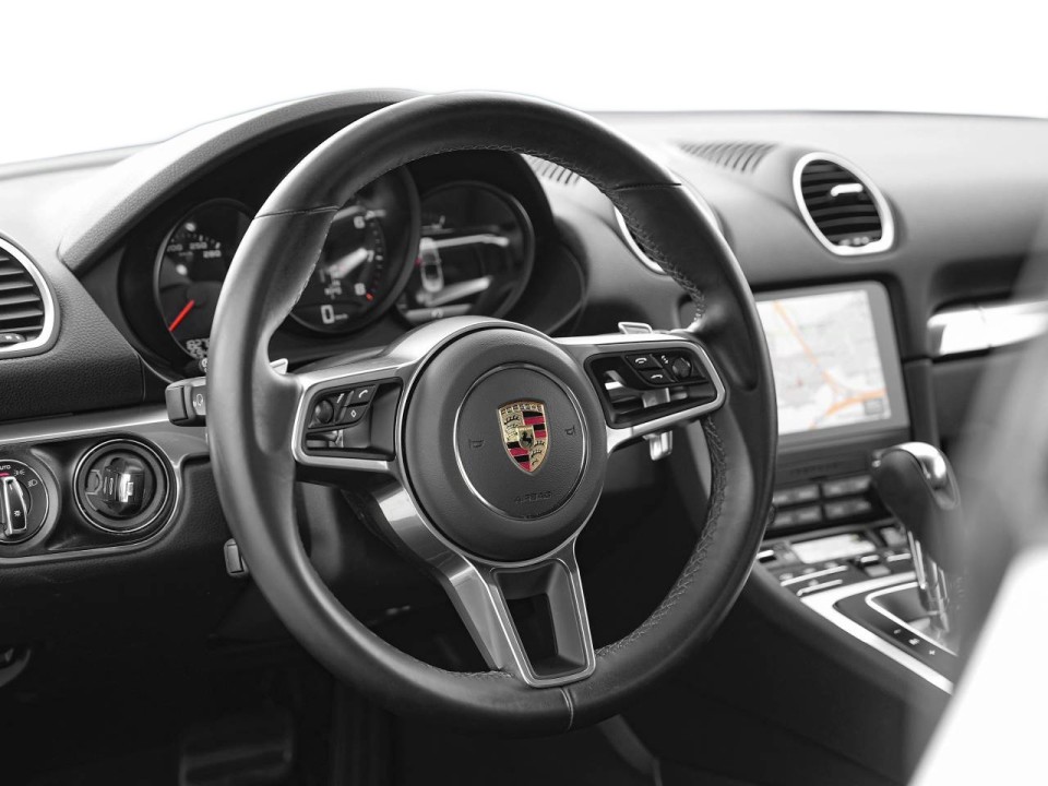 Porsche 718 Boxster - foto 12