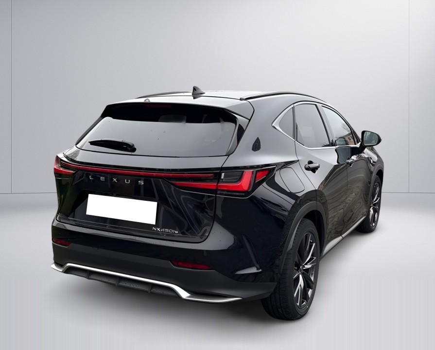 Lexus Seria NX 450h+ AWD F-Sport (3)