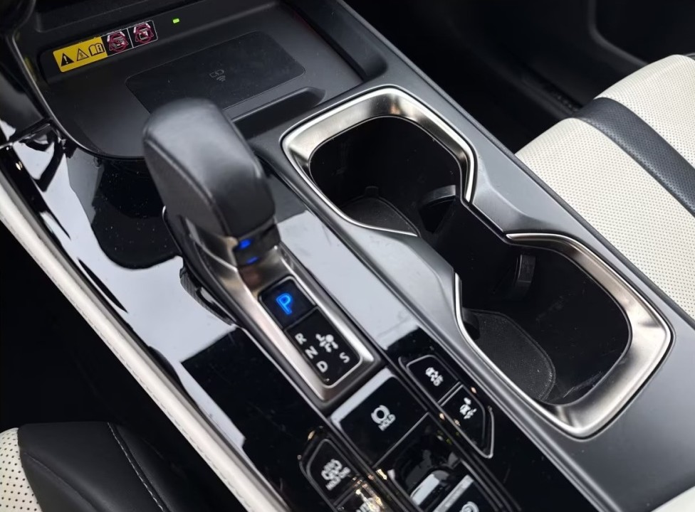 Lexus Seria NX 450h+ AWD F-Sport - foto 11