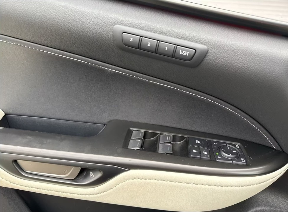 Lexus Seria NX 450h+ AWD F-Sport - foto 14