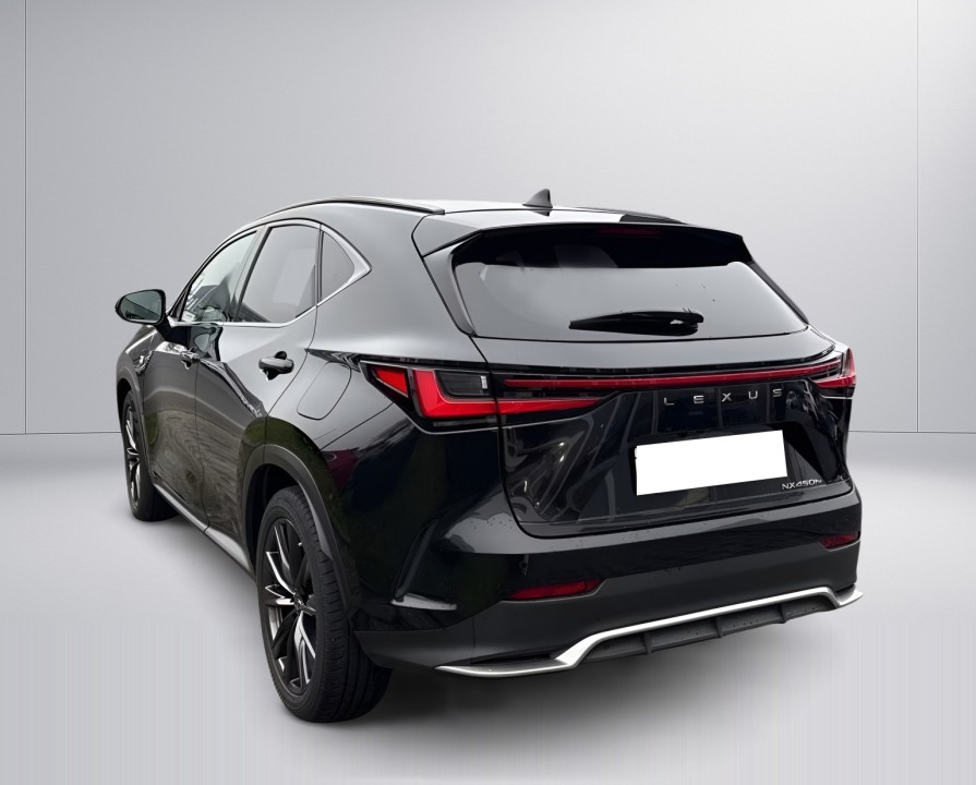 Lexus Seria NX 450h+ AWD F-Sport (5)