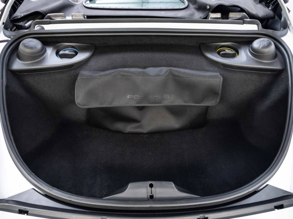 Porsche 718 Spyder RS - foto 31
