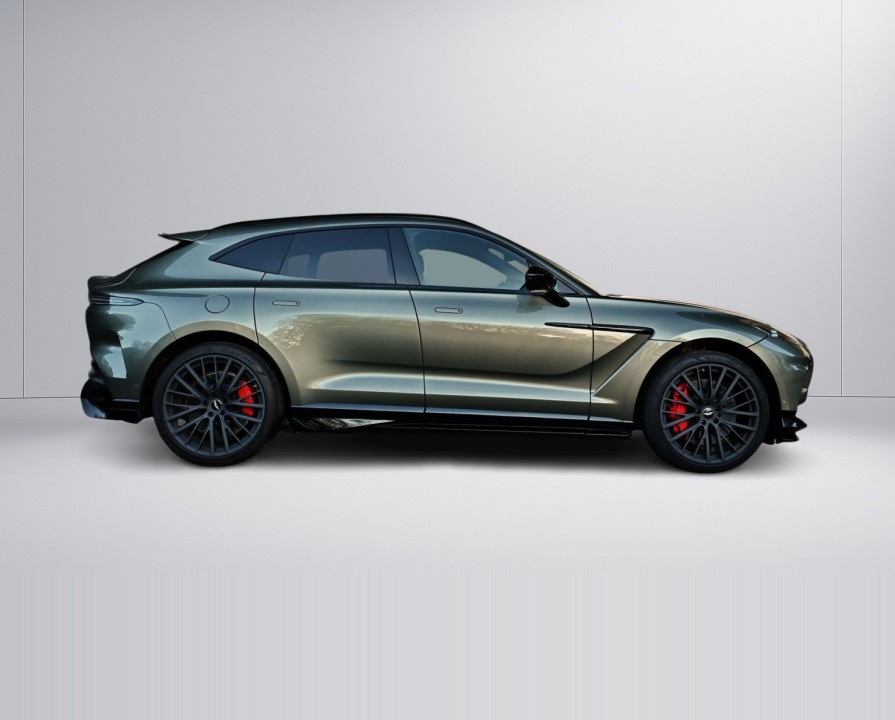Aston Martin DBX 707 (2)