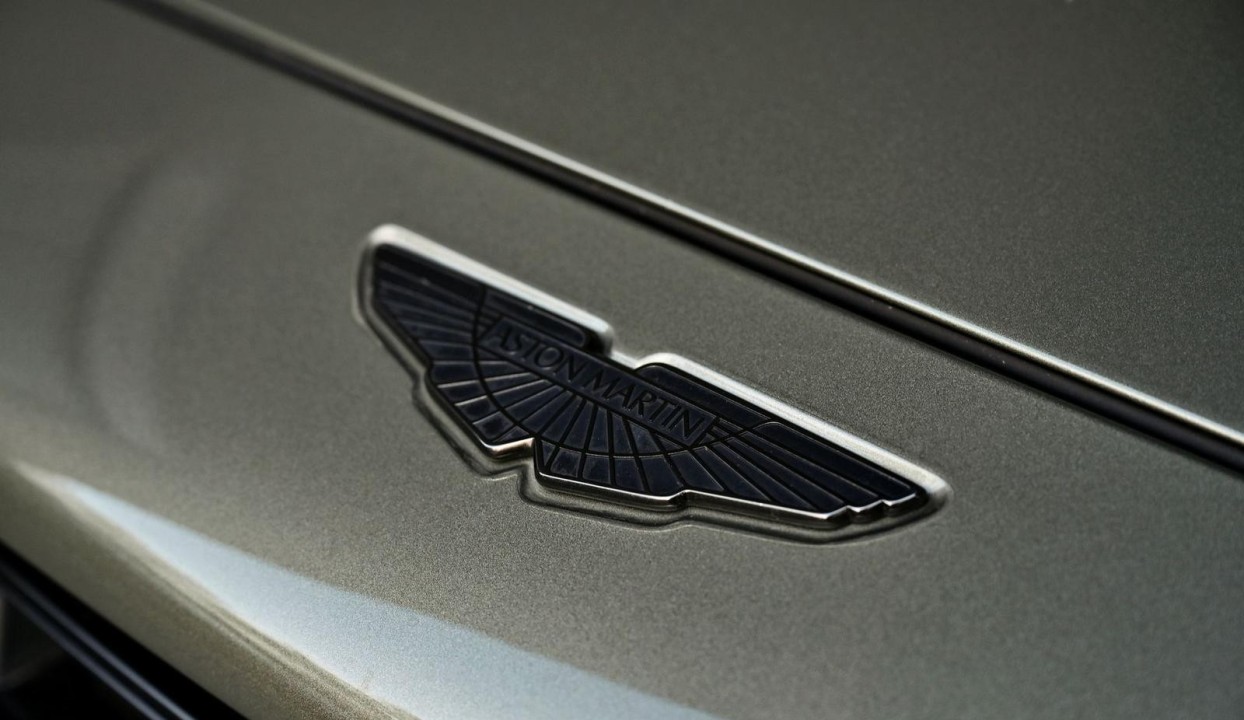 Aston Martin DBX 707 - foto 31