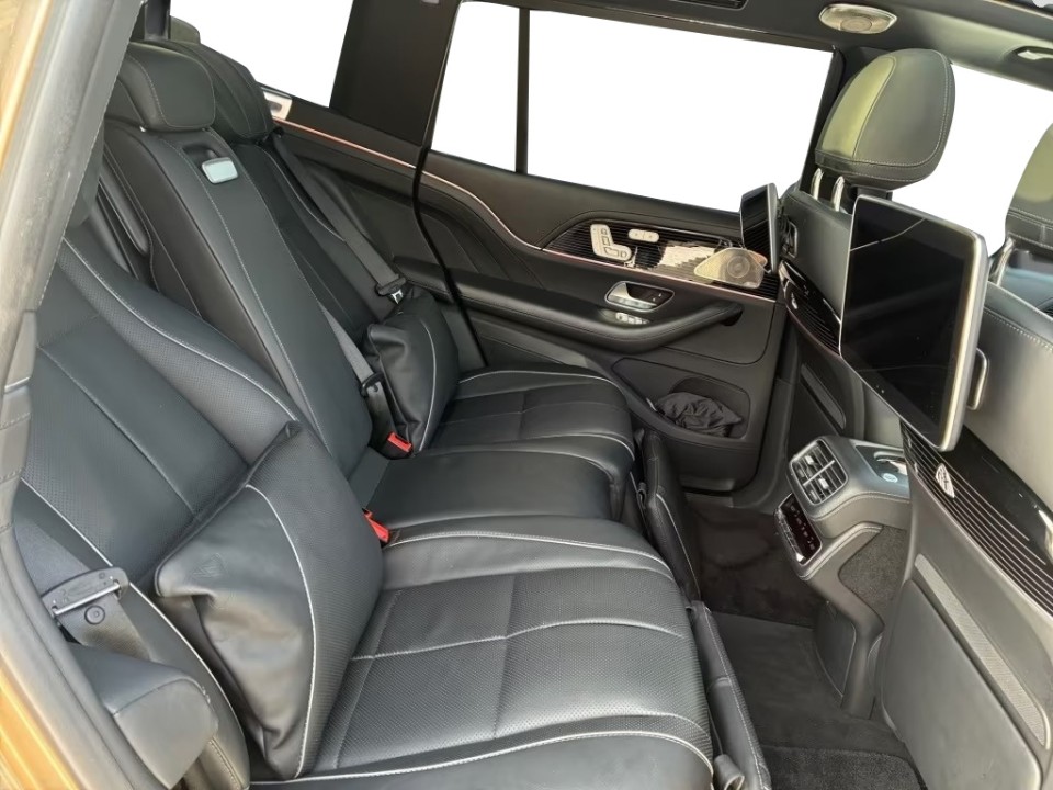 Mercedes-Benz GLS Maybach 600 - foto 12