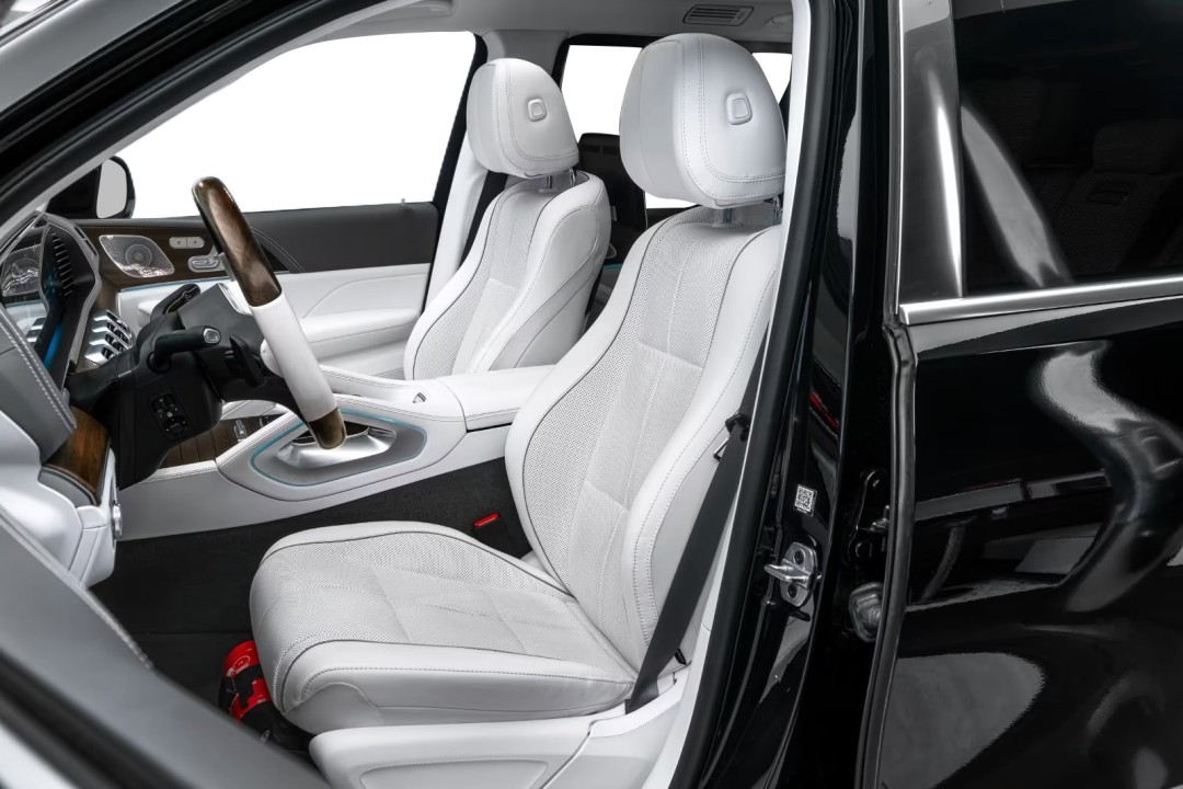 Mercedes-Benz GLS Maybach 600 - foto 11