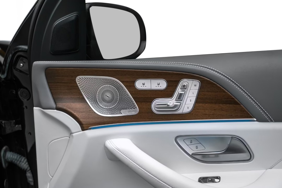 Mercedes-Benz GLS Maybach 600 - foto 21