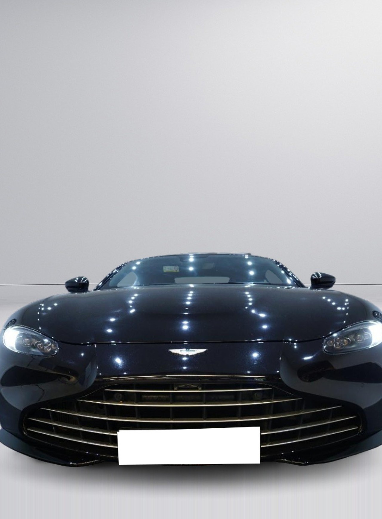 Aston Martin Vantage V8 - foto 24