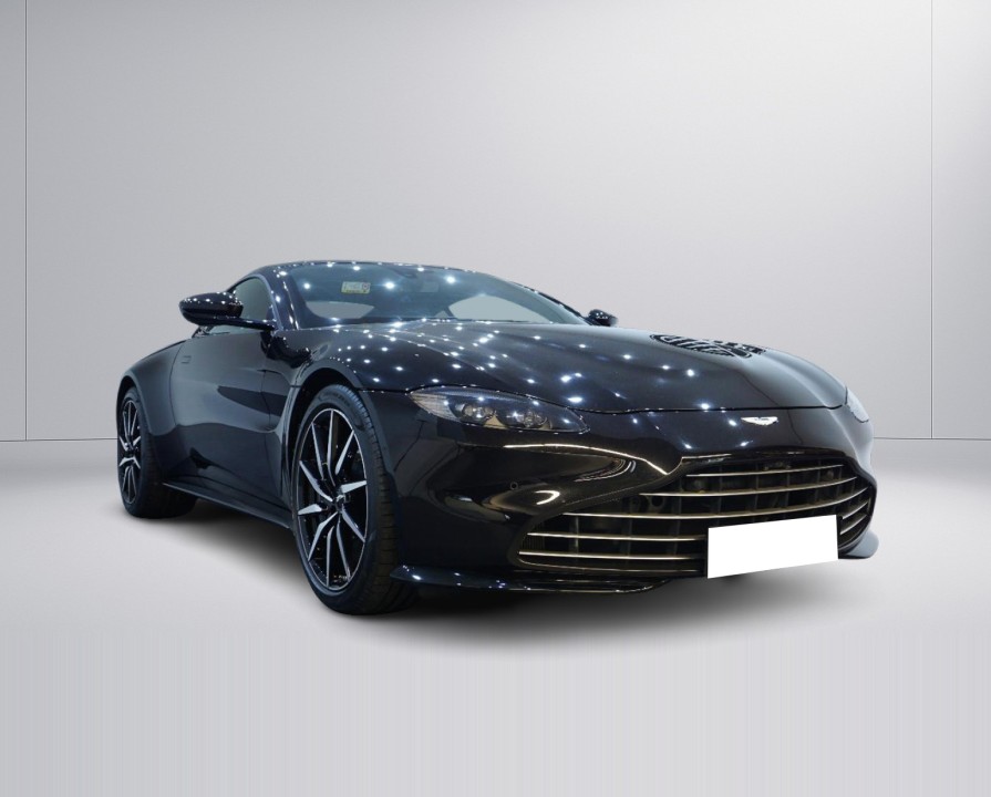 Aston Martin Vantage V8 (2)