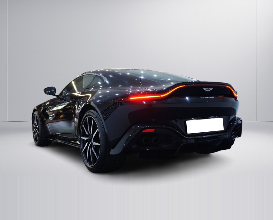 Aston Martin Vantage V8 (5)