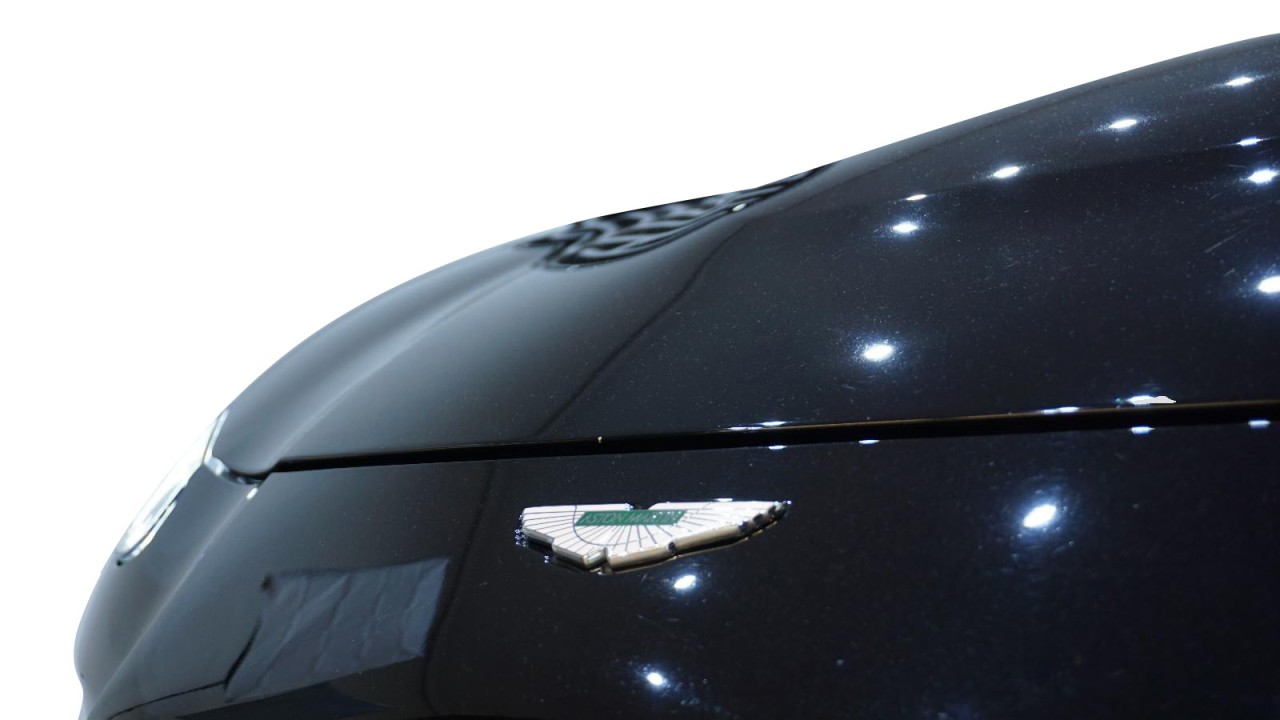 Aston Martin Vantage V8 - foto 27