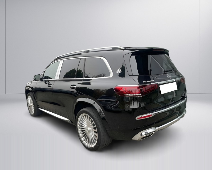 Mercedes-Benz GLS Maybach 600 (4)