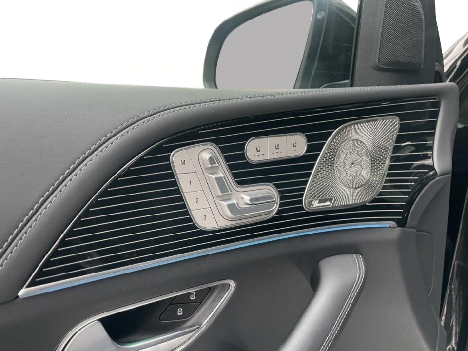 Mercedes-Benz GLS Maybach 600 - foto 20