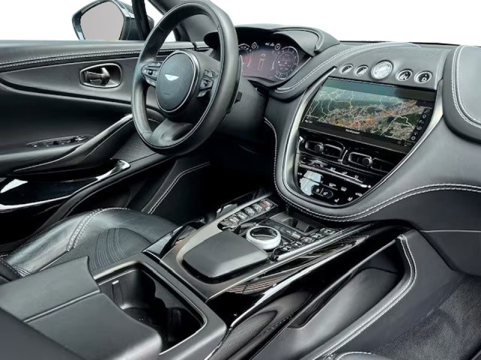 Aston Martin DBX - foto 9