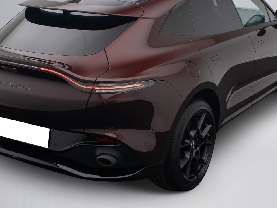 Aston Martin DBX - foto 42