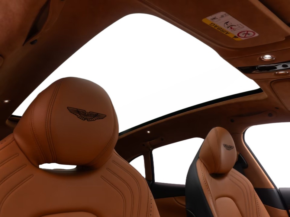 Aston Martin DBX - foto 32