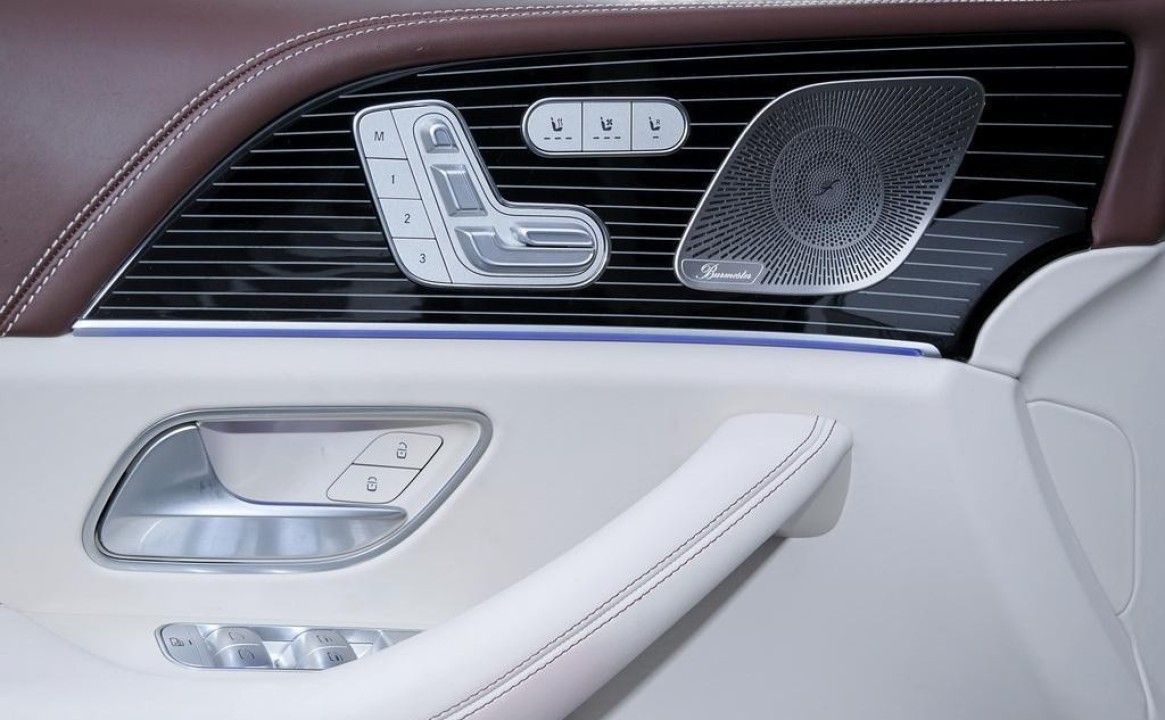 Mercedes-Benz GLS Maybach 600 - foto 13