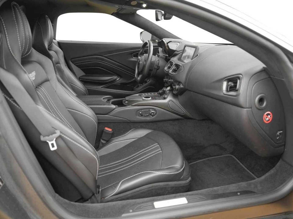 Aston Martin Vantage V8 Roadster - foto 10