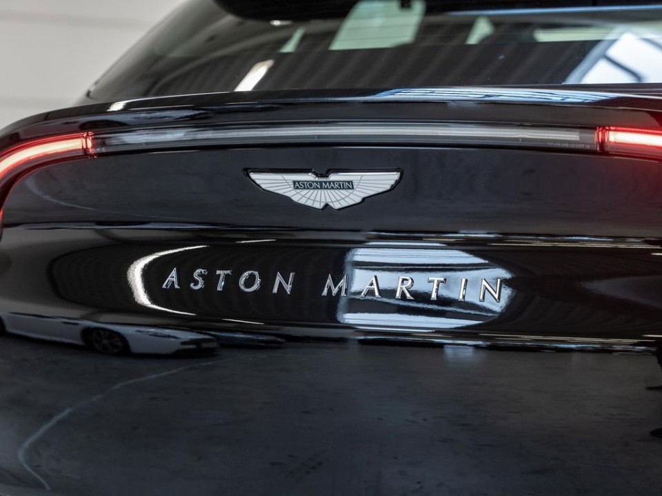 Aston Martin DBX - foto 20