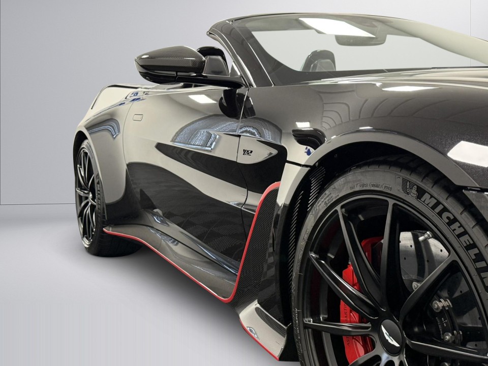 Aston Martin Vantage V12 Roadster - foto 34