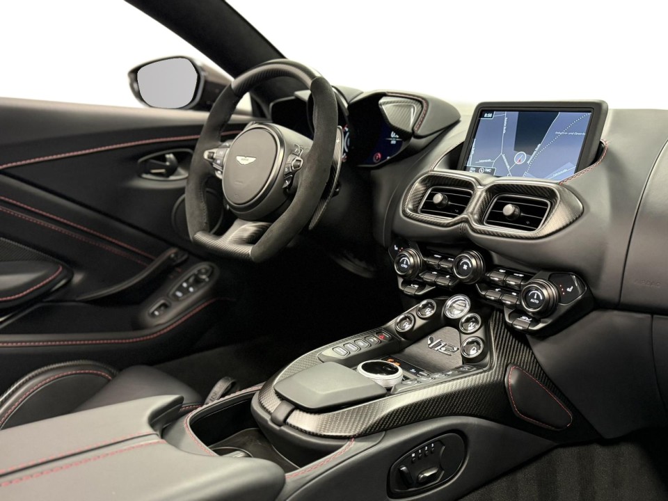 Aston Martin Vantage V12 Roadster - foto 21