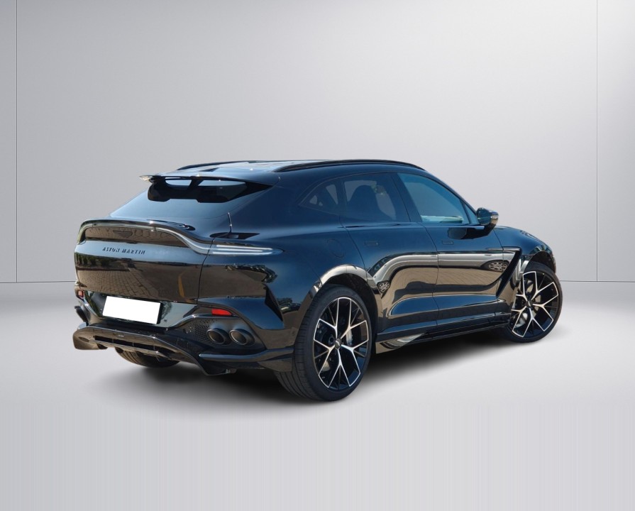 Aston Martin DBX 707 (2)