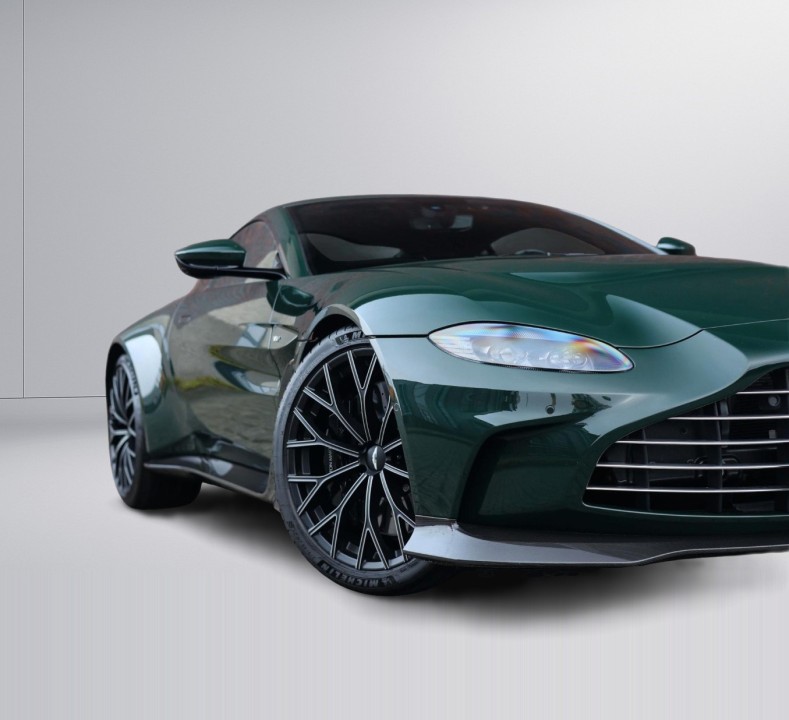 Aston Martin Vantage V12 - foto 25