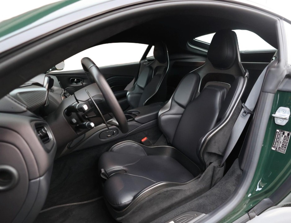 Aston Martin Vantage V12 - foto 6