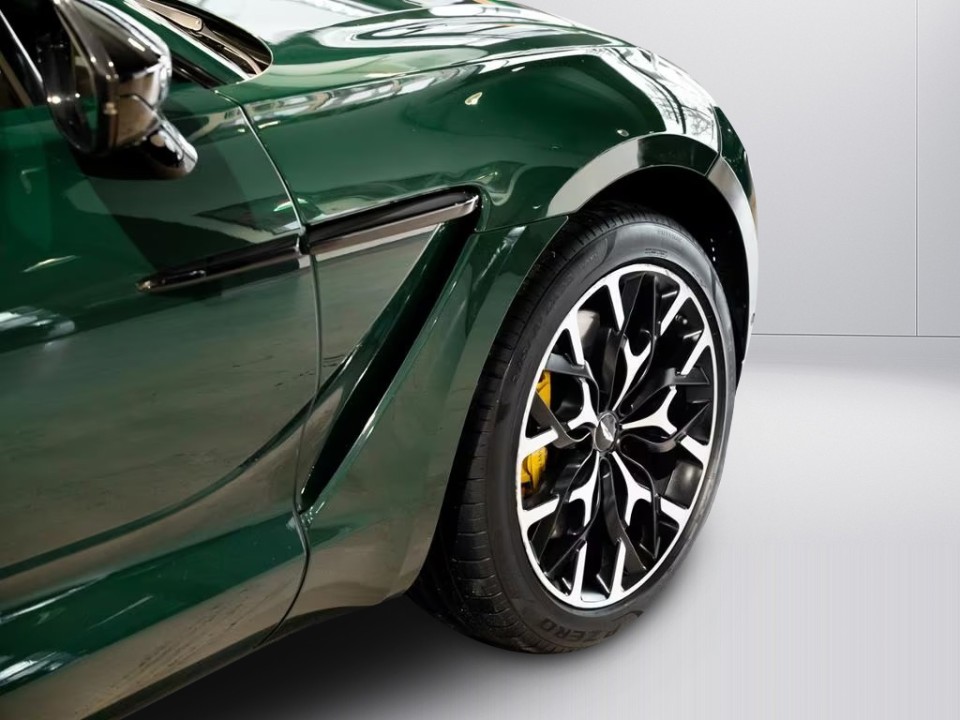 Aston Martin DBX - foto 23