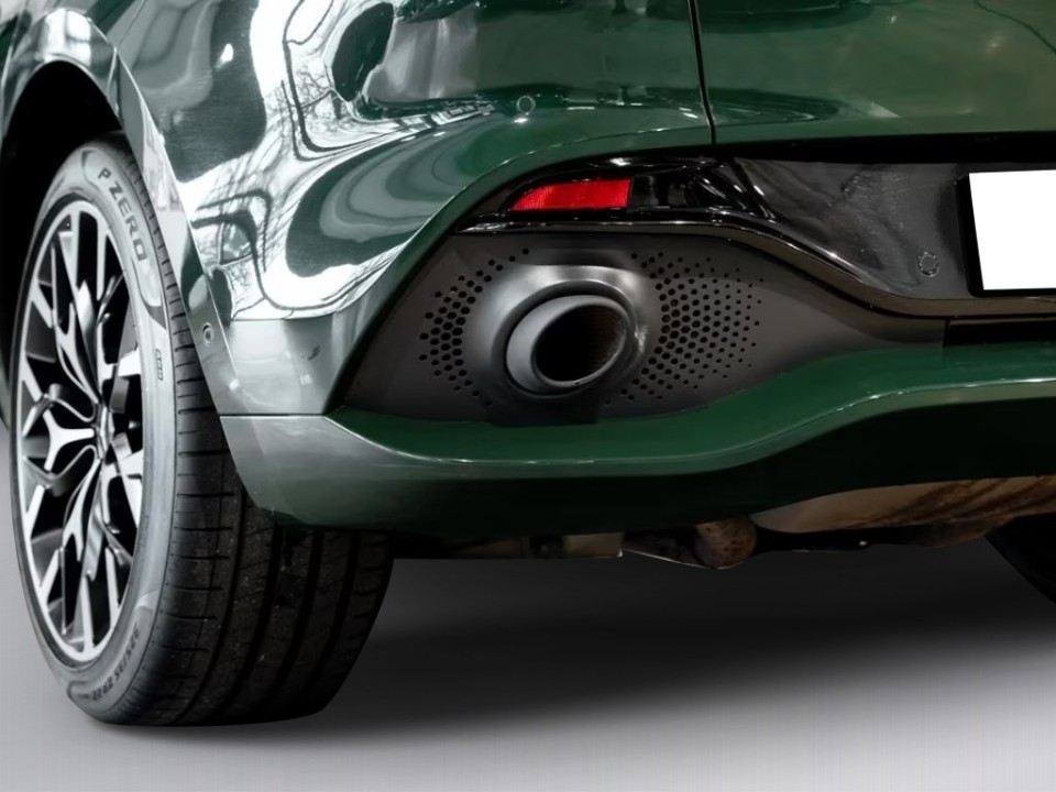 Aston Martin DBX - foto 22