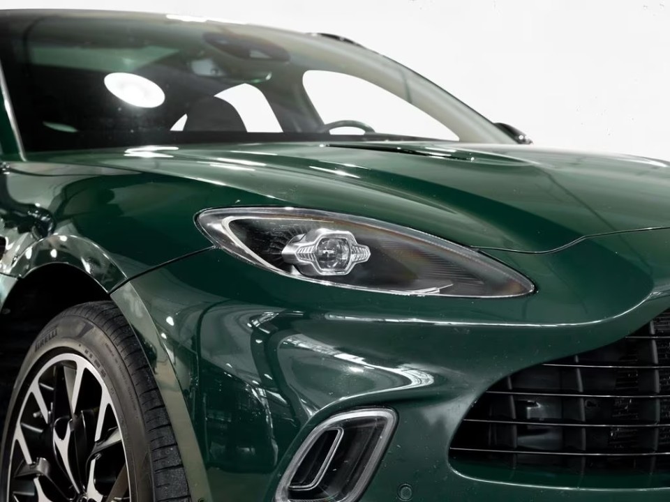 Aston Martin DBX - foto 21