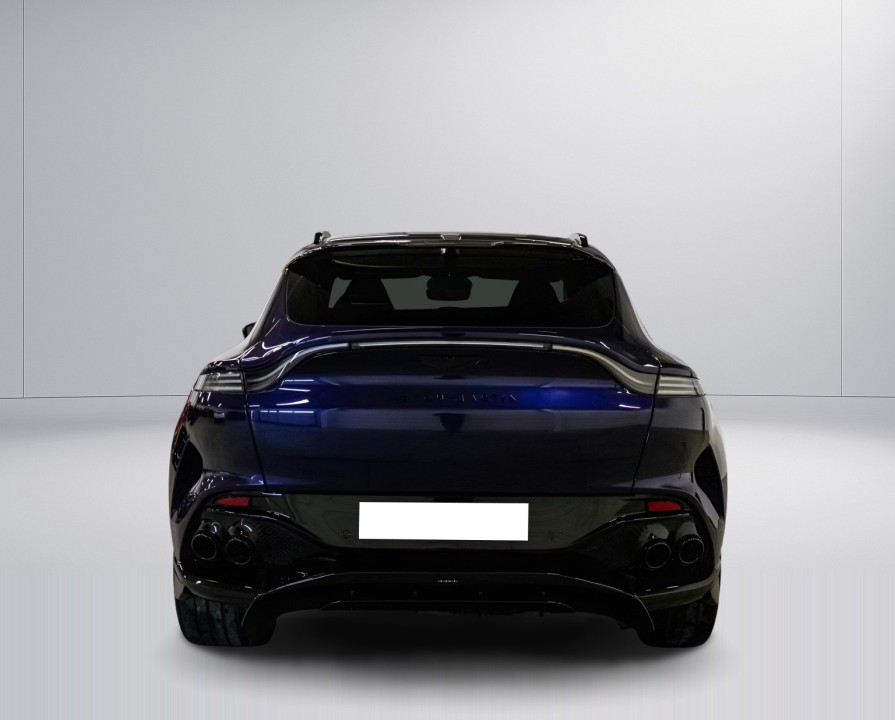 Aston Martin DBX 707 (4)