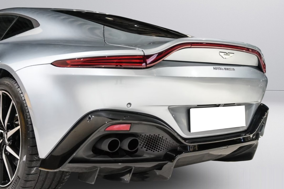 Aston Martin Vantage V8 - foto 26