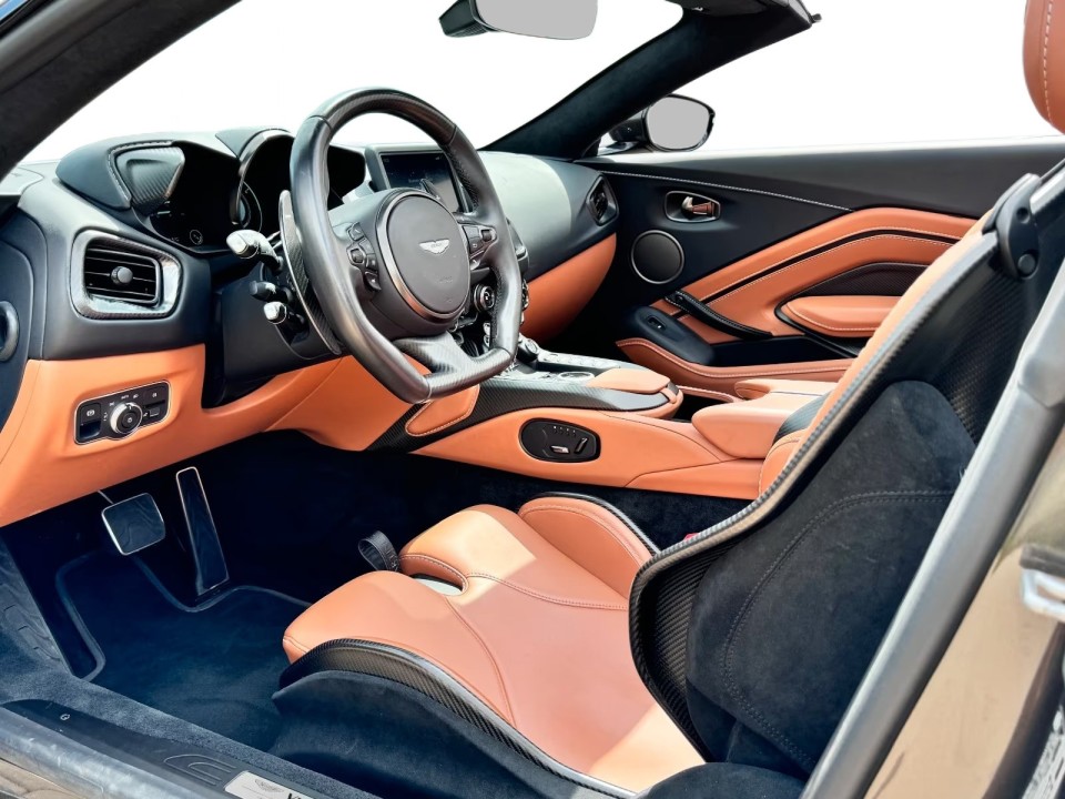 Aston Martin Vantage V12 Roadster - foto 7