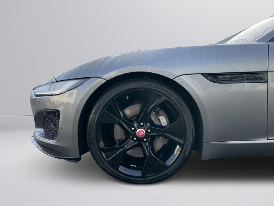Jaguar F-Type P300 - foto 17
