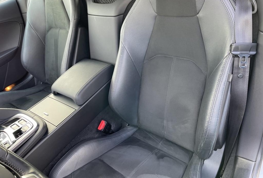 Jaguar F-Type P300 - foto 10