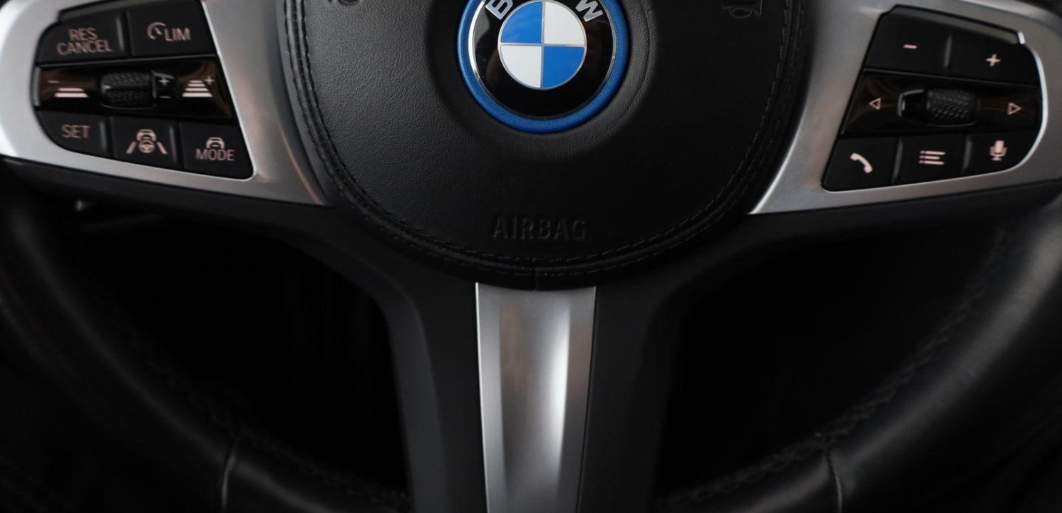 BMW Seria 5 530e xDrive M-Sport - foto 12