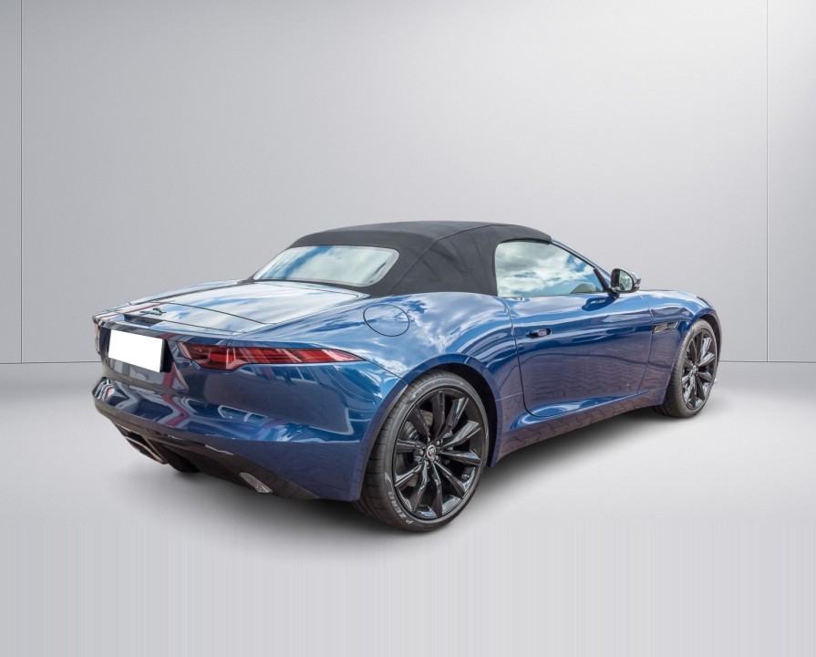 Jaguar F-Type P300 (3)