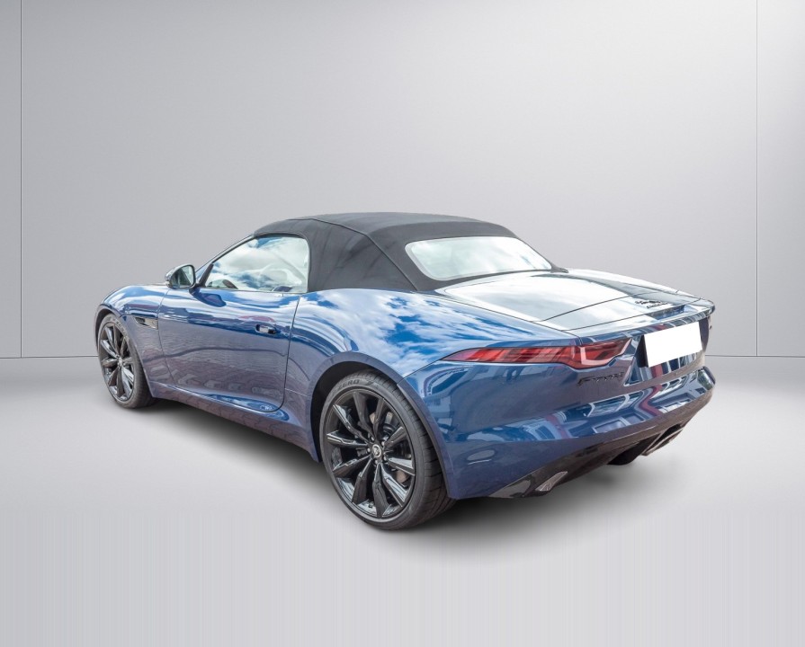 Jaguar F-Type P300 (5)