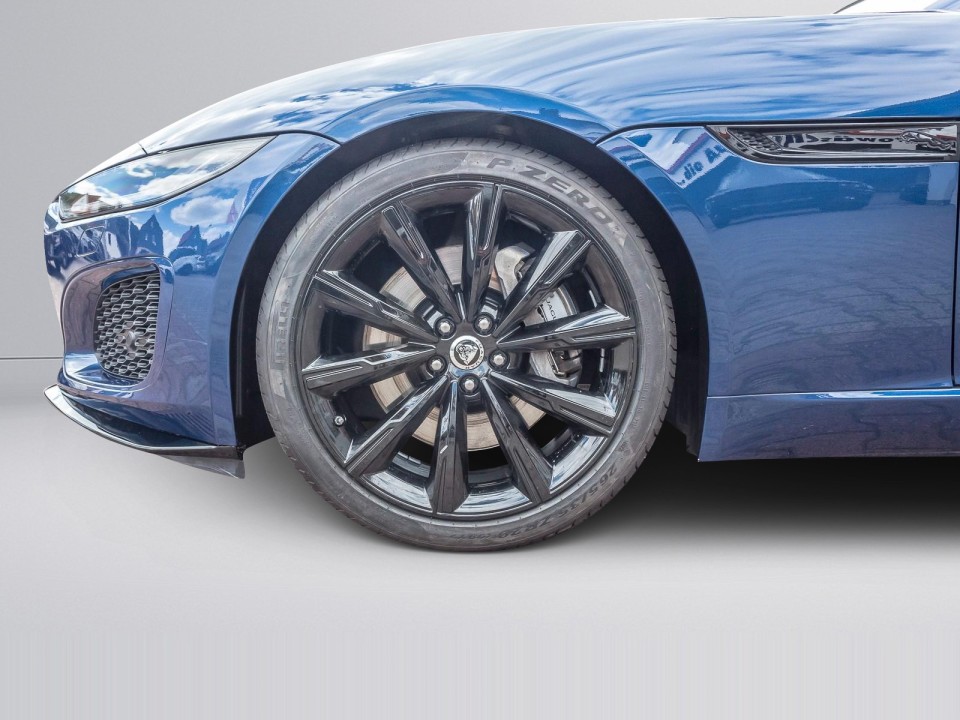 Jaguar F-Type P300 - foto 17